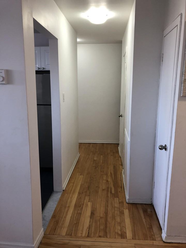 6860 Avenue Fielding #G-1 - Photo 5 of 7