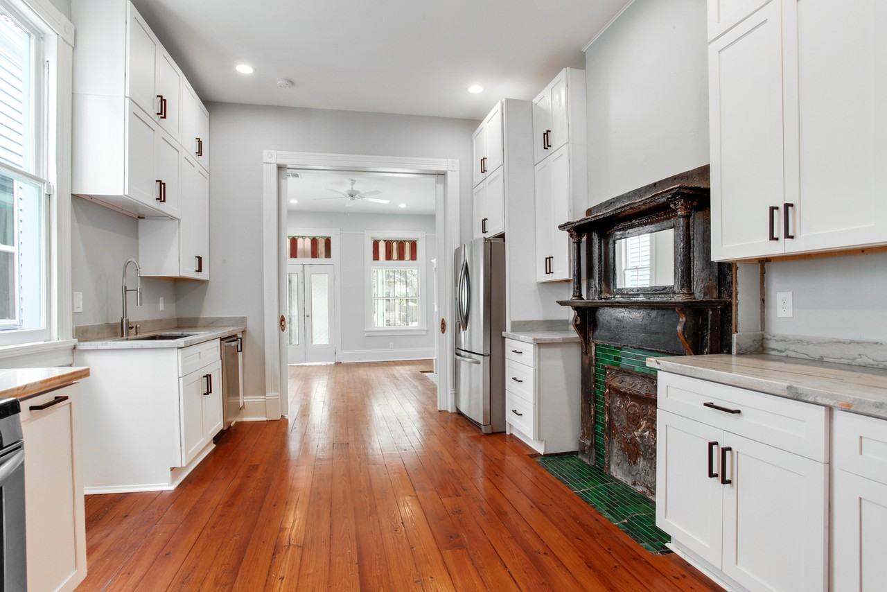 3023 Banks St - Photo 2 of 15