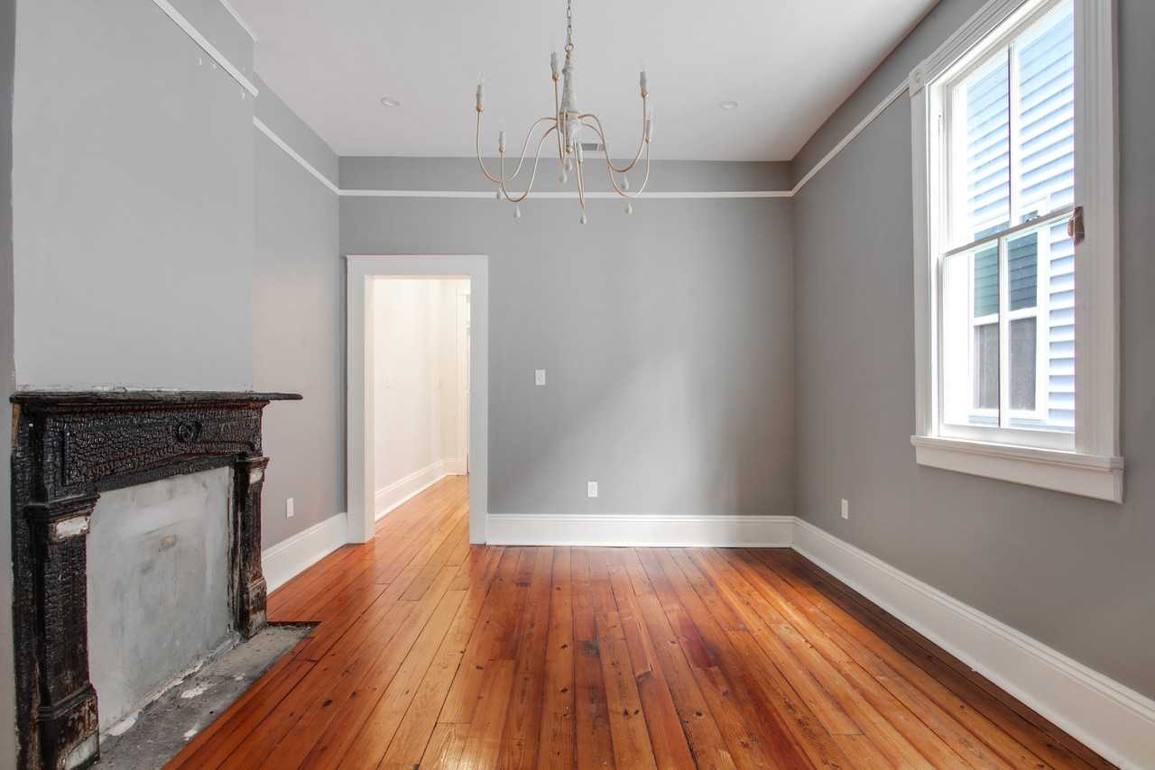 3023 Banks St - Photo 4 of 15