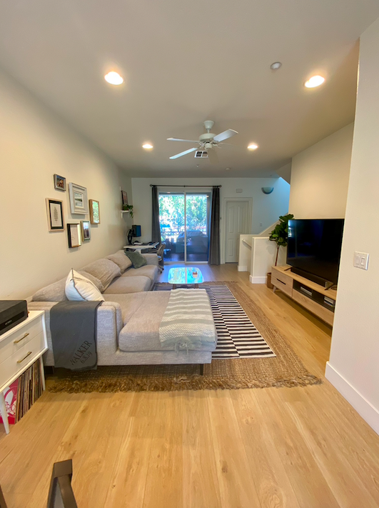 1363 Abbey Ln - Photo 5 of 16