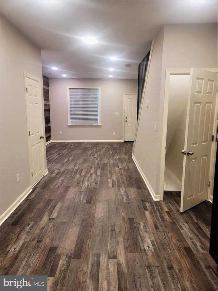 3119 N Judson St - Photo 3 of 11