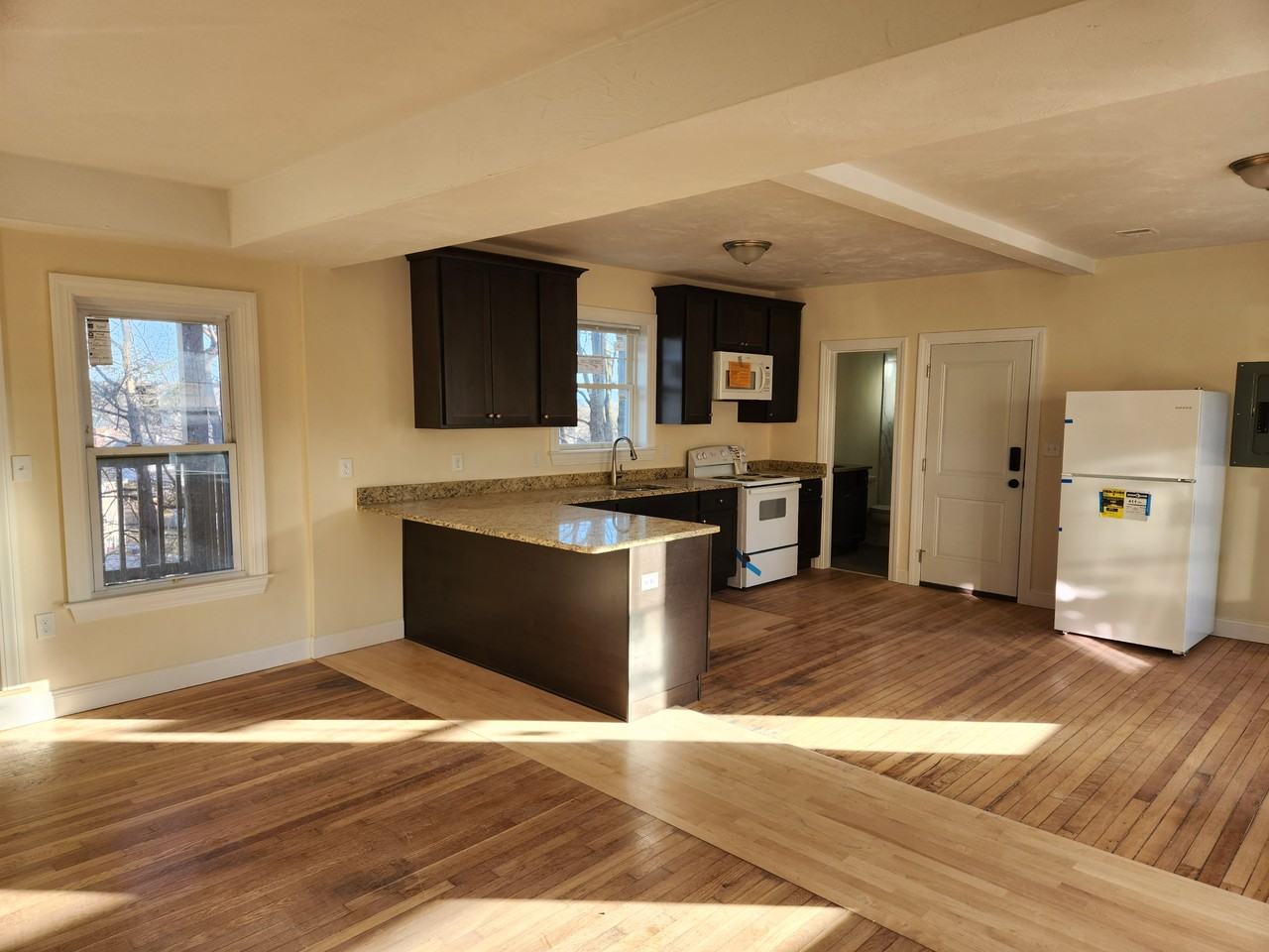 21 Pacific St #2 - Photo 4 of 8