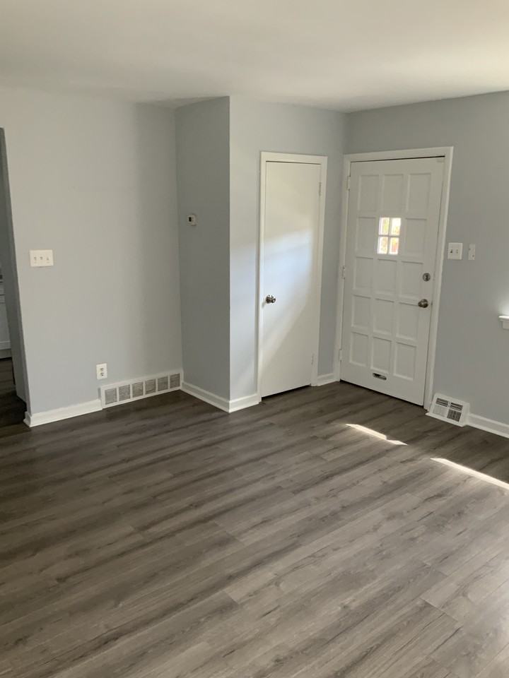 629 Princeton Ave #1 - Photo 6 of 16