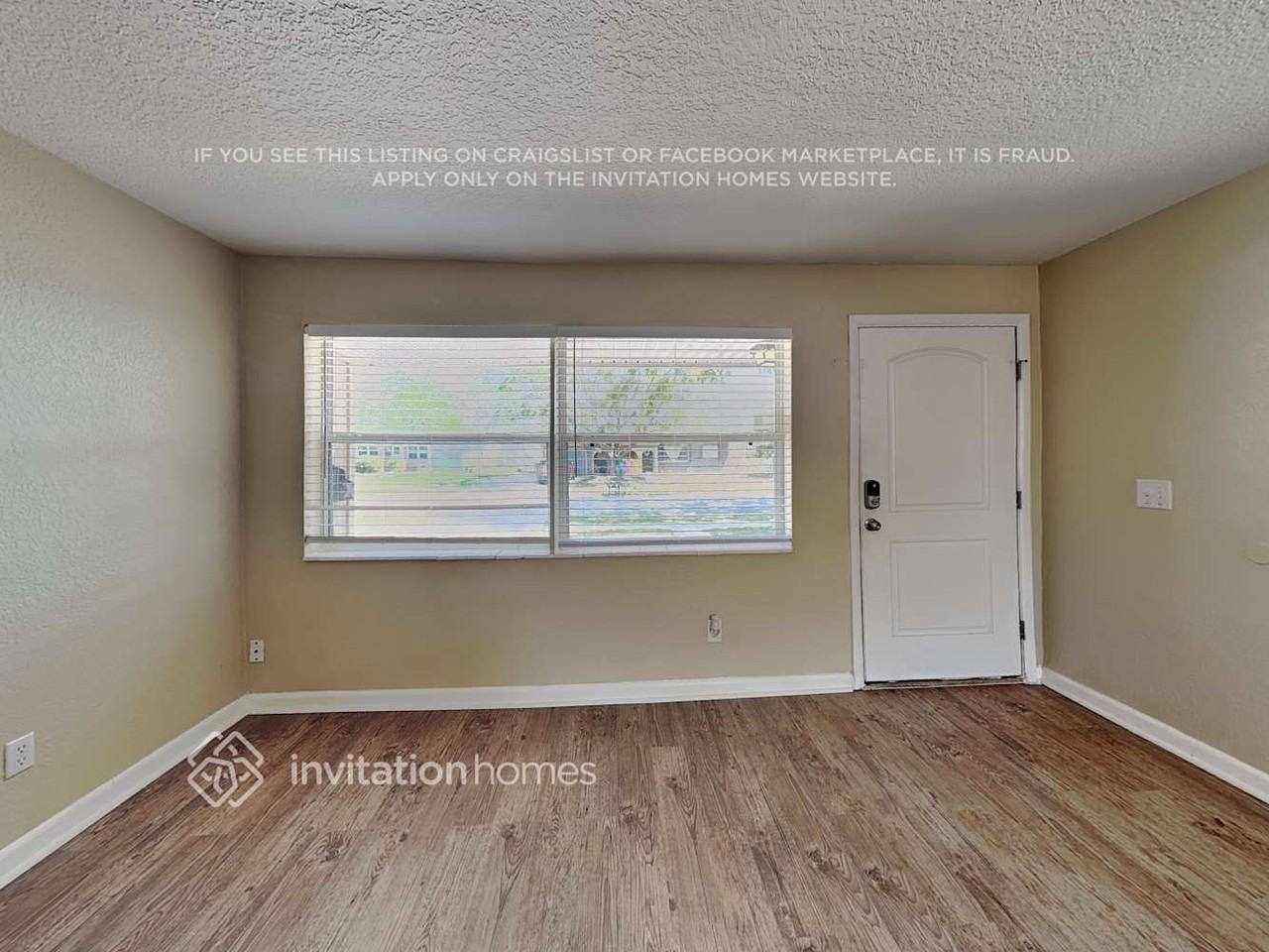 608 Westchester Ave - Photo 2 of 17