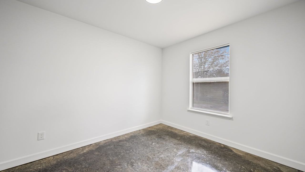 34 E Geeter Rd - Photo 5 of 22