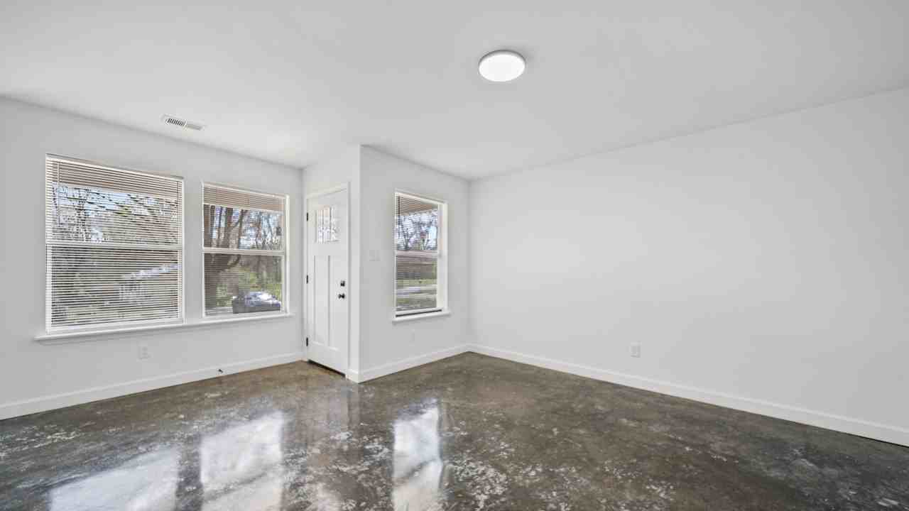 34 E Geeter Rd - Photo 7 of 22