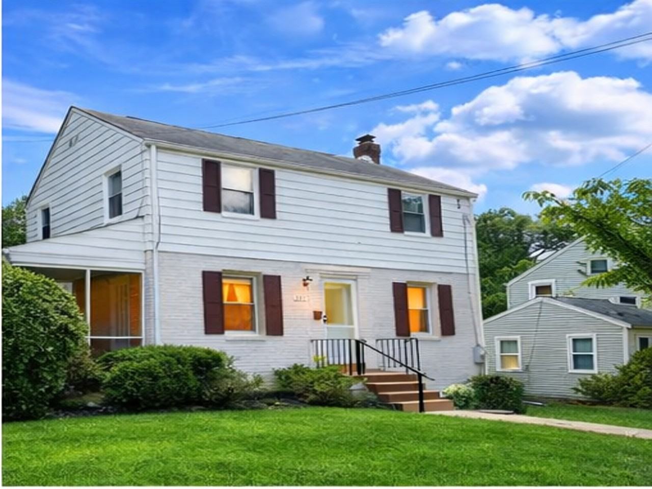 2817 63rd Pl - Photo 2 of 12