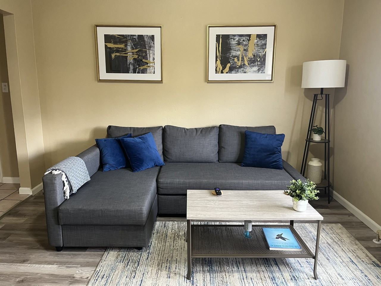 1717 Main St #11 - Photo 4 of 11