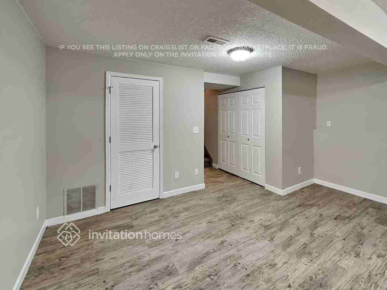 4445 Witches Hollow Ln - Photo 7 of 18