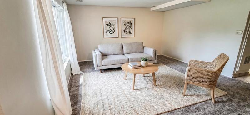 9209 E Nassau Ave - Photo 2 of 26