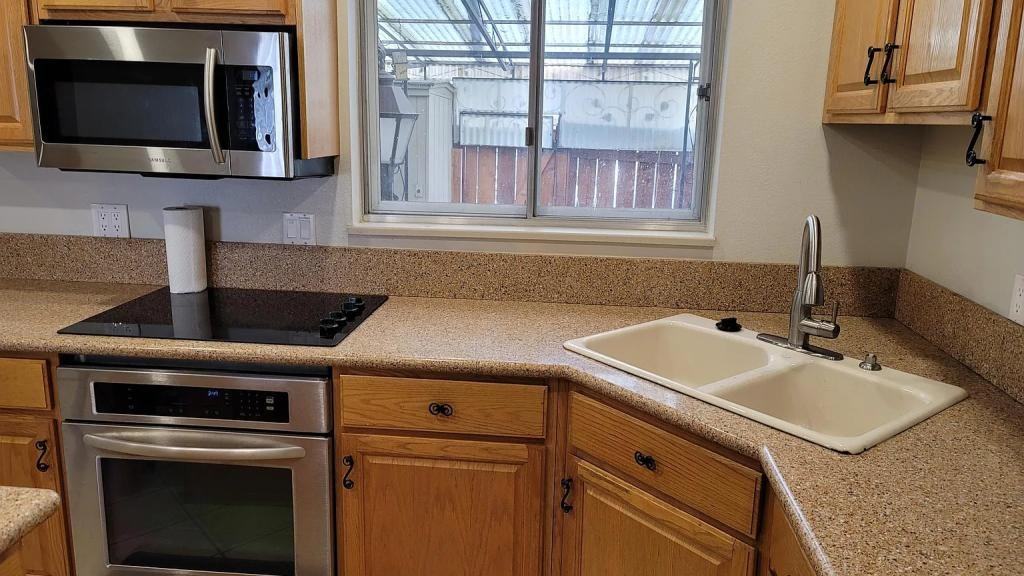 9209 E Nassau Ave - Photo 4 of 26