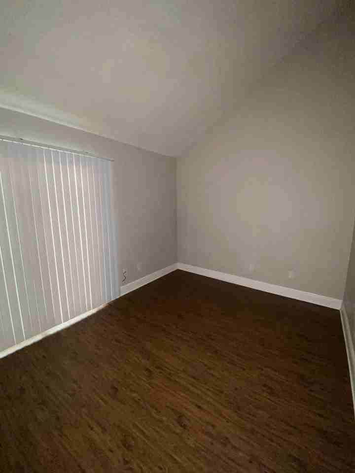 1218 Stone Green Ct #1218 - Photo 4 of 5