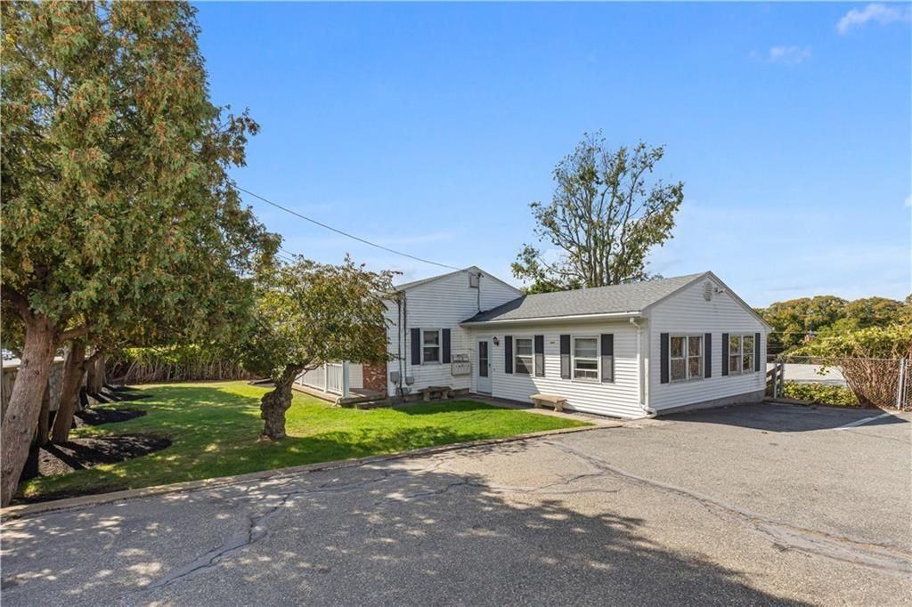 3421 Pawtucket Ave ##2 - Photo 4 of 31