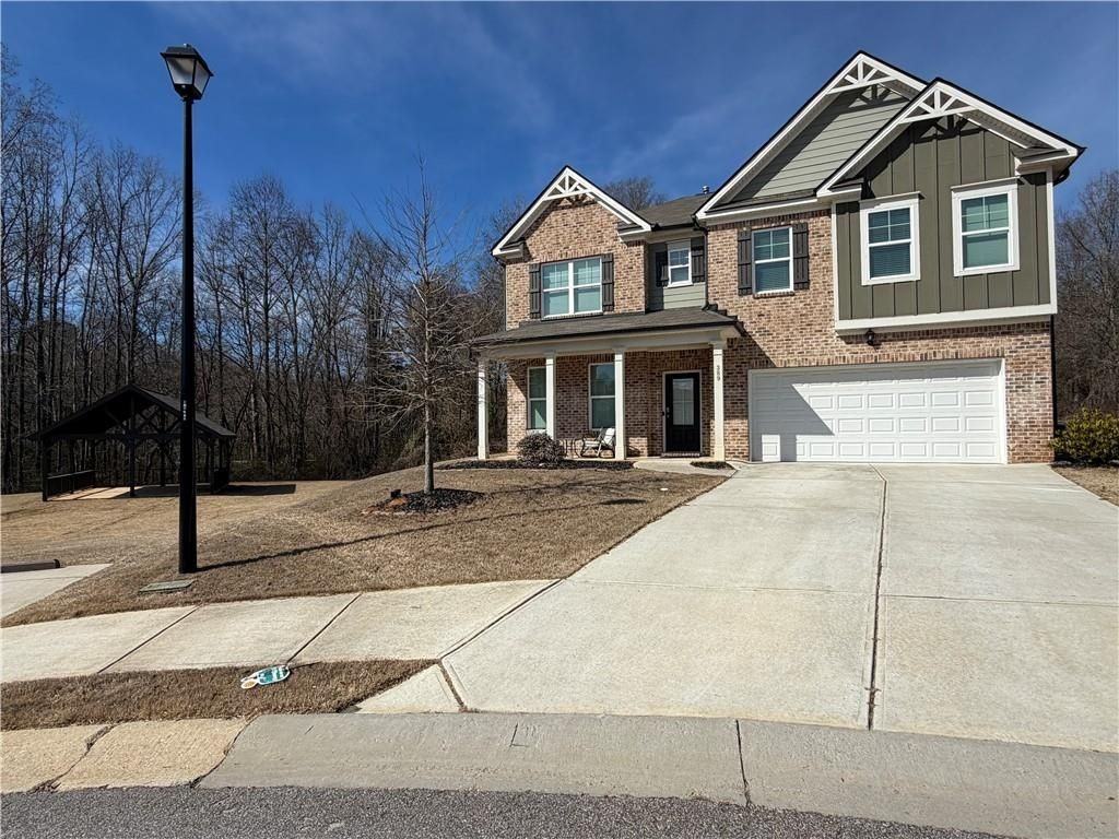 389 Paxton Ln - Photo 2 of 28