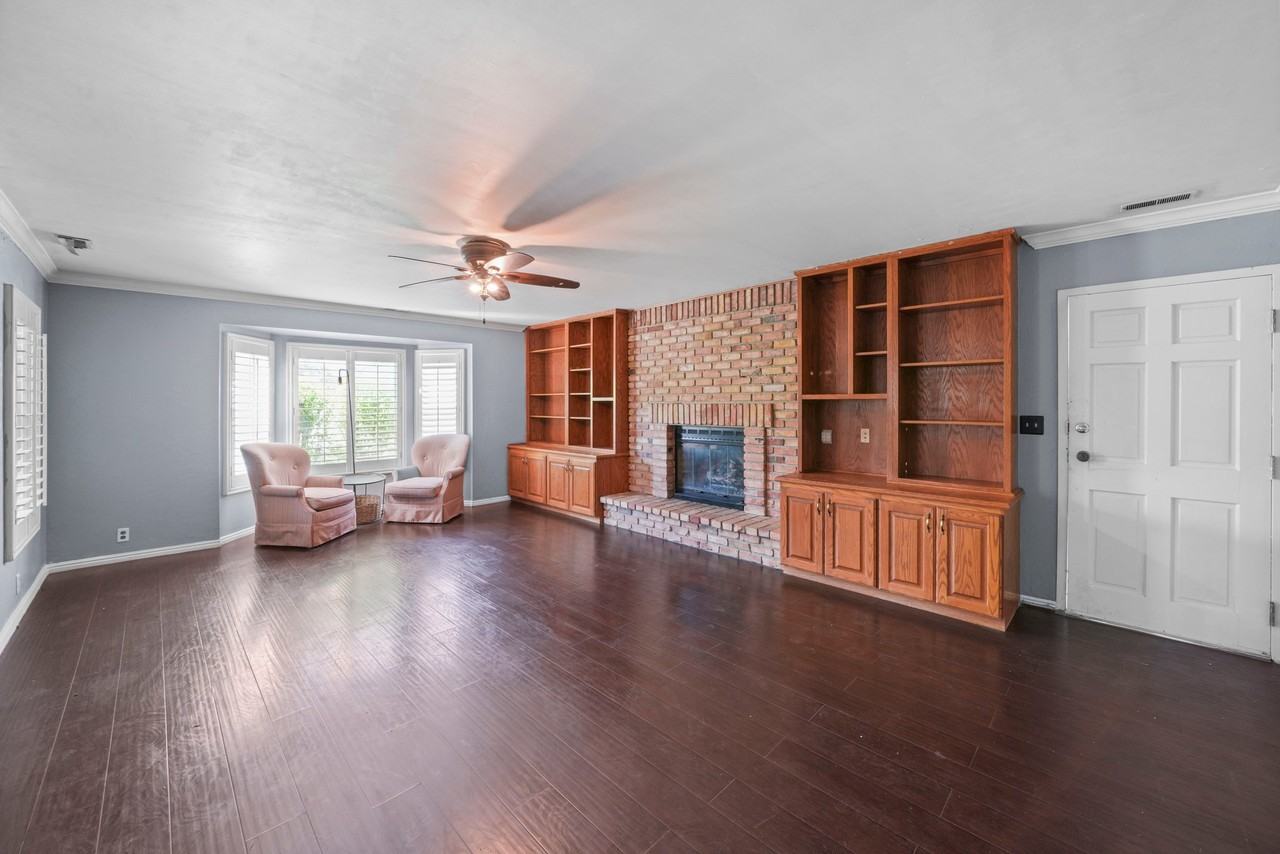 4146 South 1300 East - Photo 5 of 22