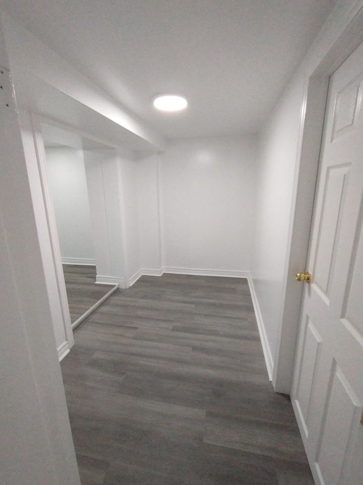 413 Nairn Avenue - Photo 4 of 11