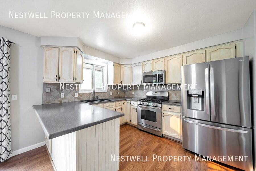 7054 S Woodgreen Rd - Photo 3 of 19