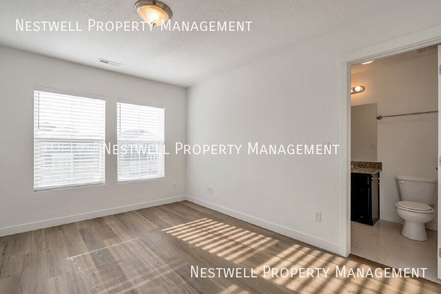 637 E 380 N - Photo 7 of 18