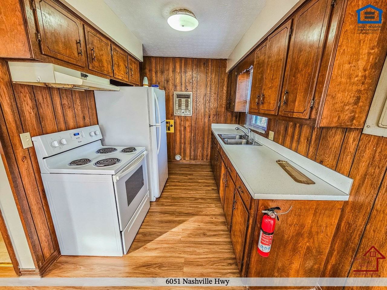 6051 Nashville Hwy - Photo 6 of 12