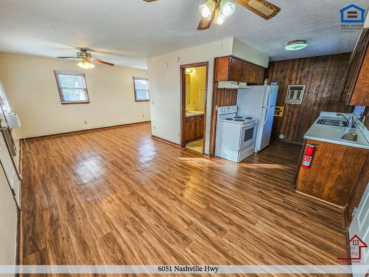 6051 Nashville Hwy - Photo 7 of 12