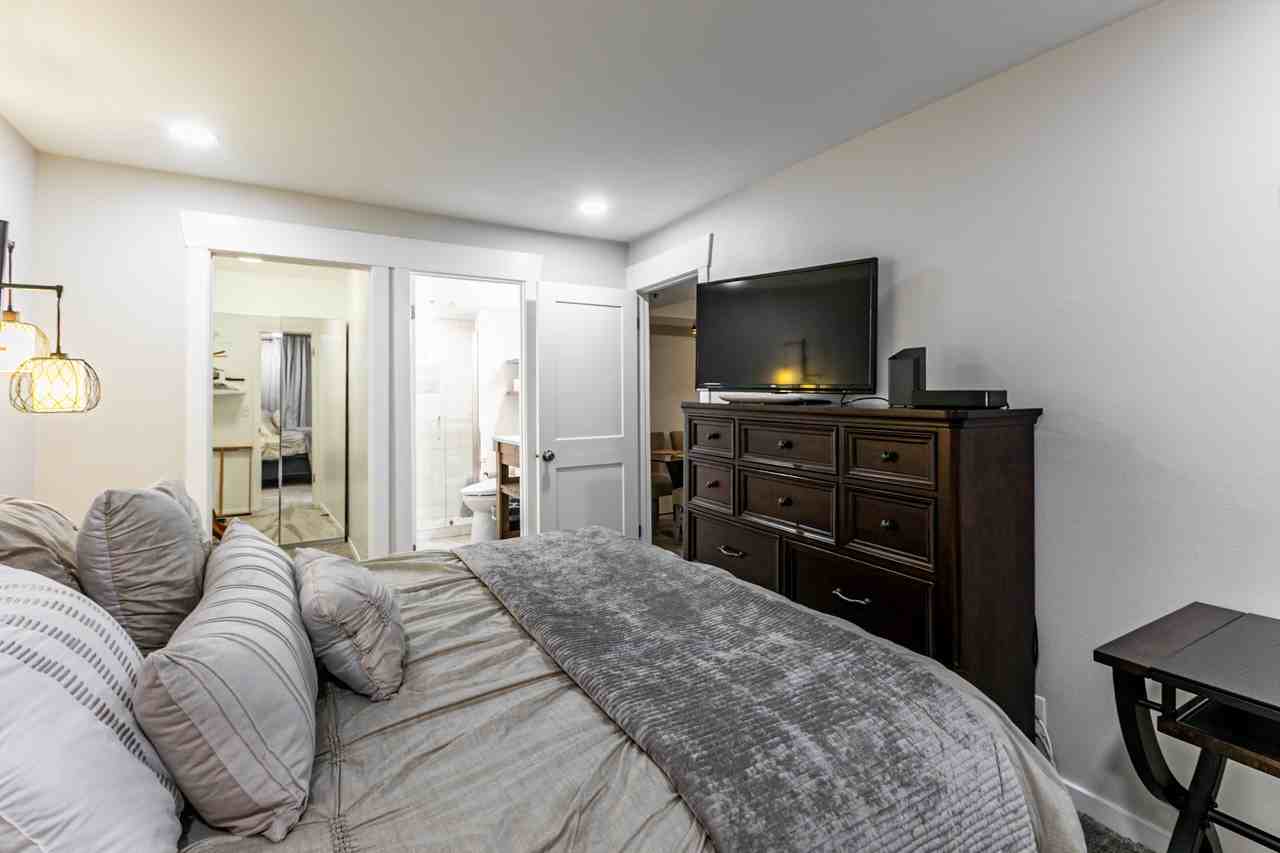 6861 Northwest #9H - Photo 3 of 35