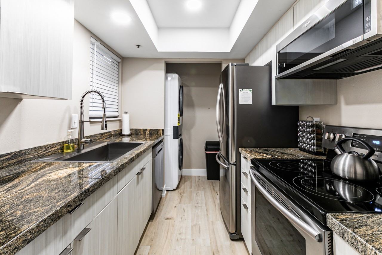 6861 Northwest #9H - Photo 6 of 35