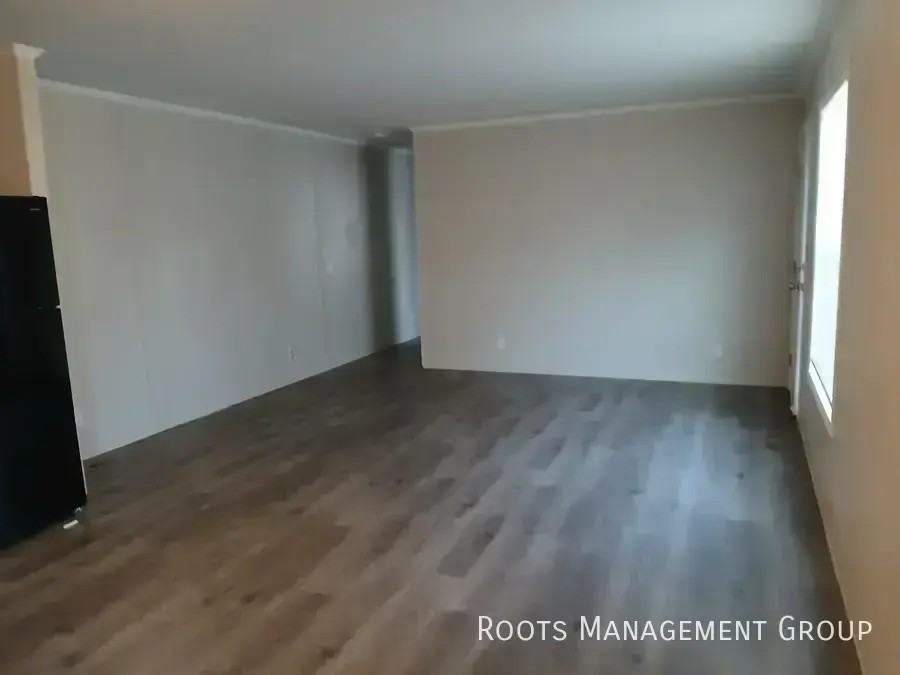 602 Carriage Lane Est #602 - Photo 2 of 10