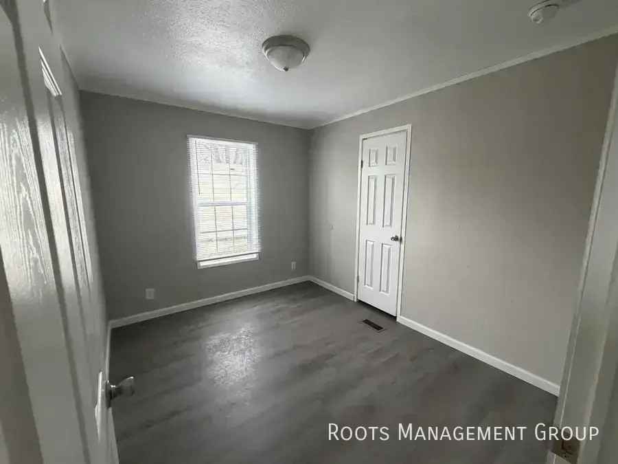 301 Carriage Lane Est #301 - Photo 6 of 13