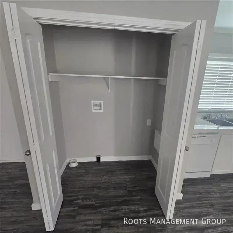 16006 Maladi Dr #16006M - Photo 4 of 21