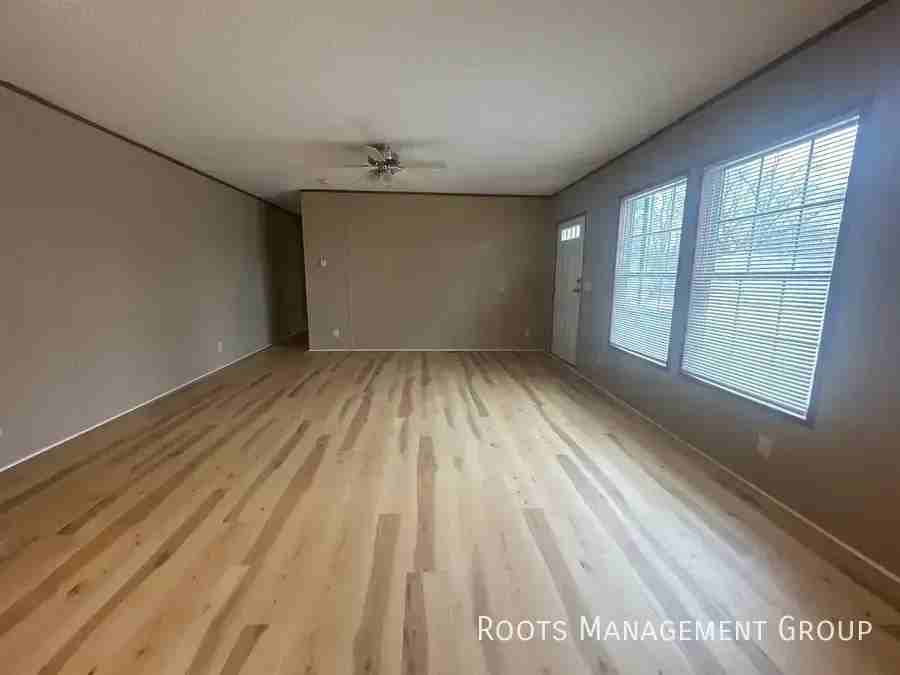 2419 Gena Ann Ln - Photo 3 of 14