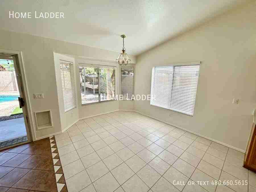 654 W Country Estates Ave - Photo 6 of 22