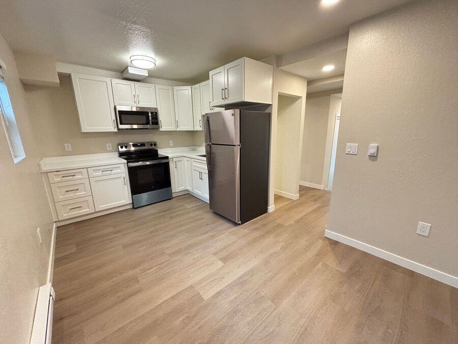 4040 Manila Ave #A - Photo 5 of 15