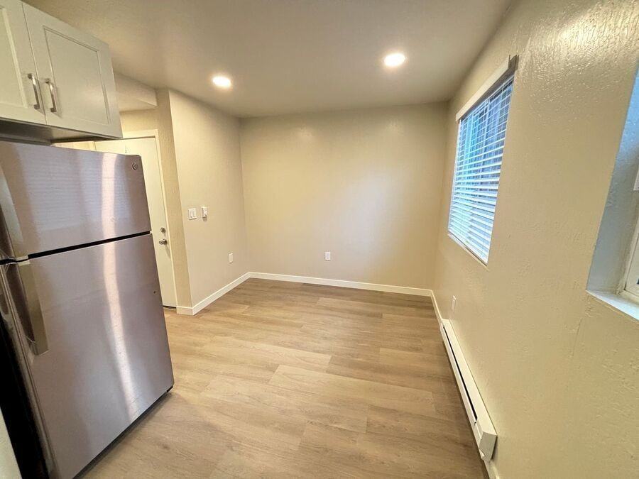 4040 Manila Ave #A - Photo 6 of 15