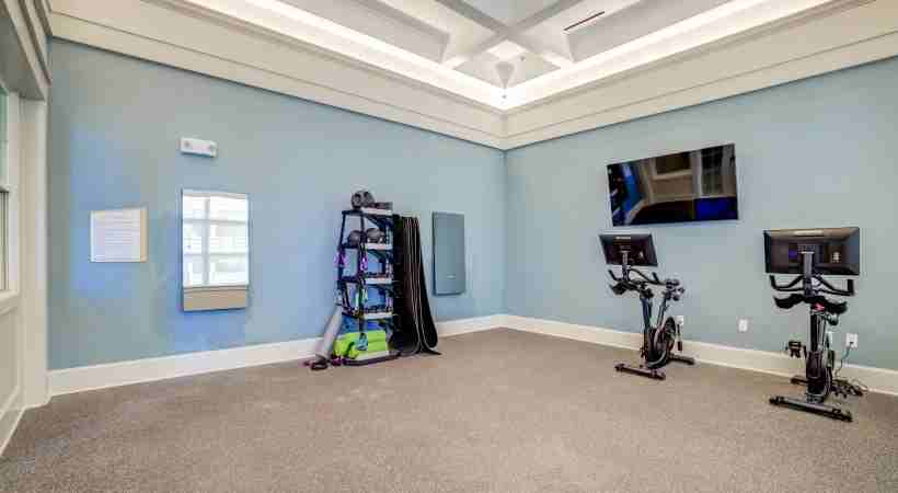 INNOVAR & - Photo 5 of 17