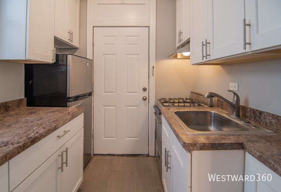 1616 W Farwell Ave #2A - Photo 5 of 14