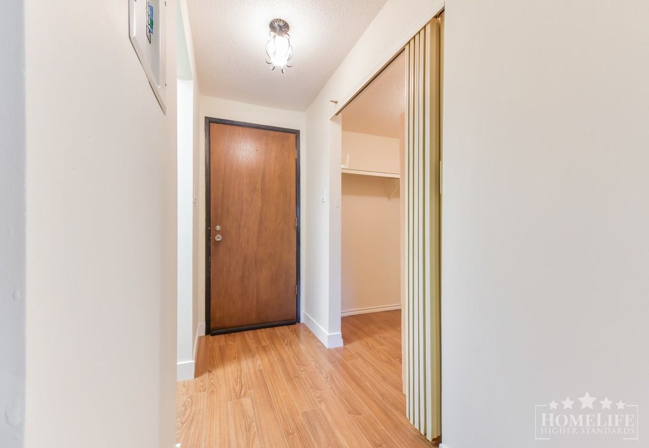 15020 North Bluff Rd - Photo 3 of 19