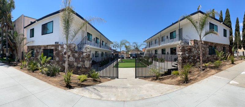 1765 Coronado Ave - Photo 4 of 19