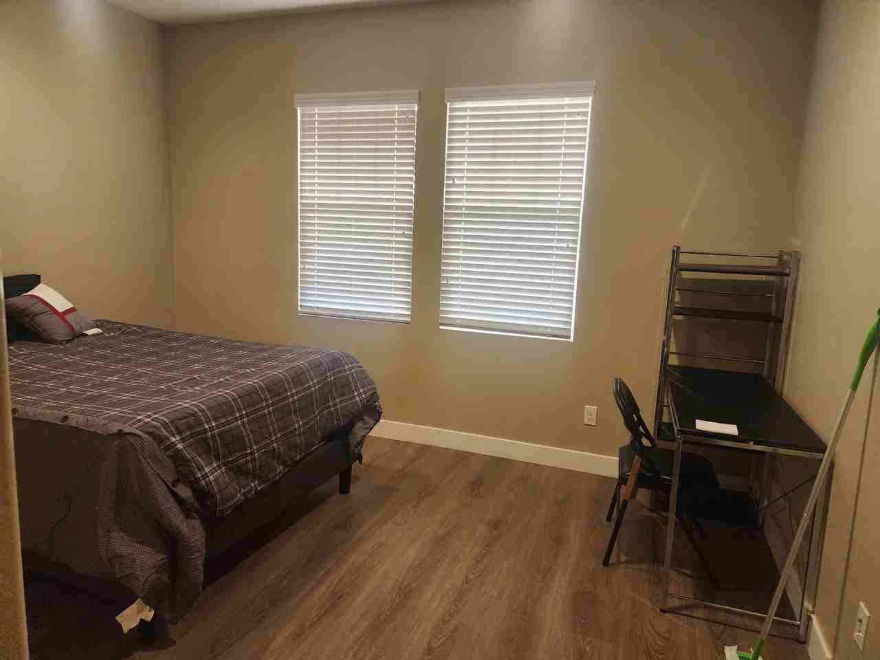 4302 Hernandez St - Photo 3 of 5