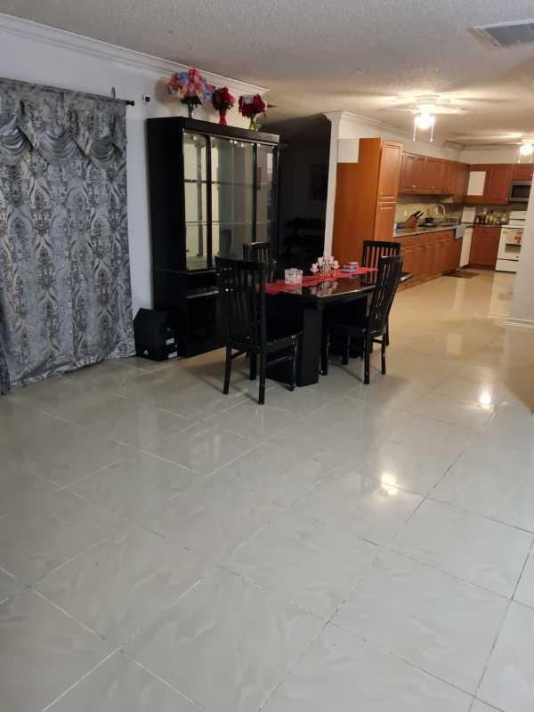 1127 Lodge Cir #1 - Photo 3 of 10