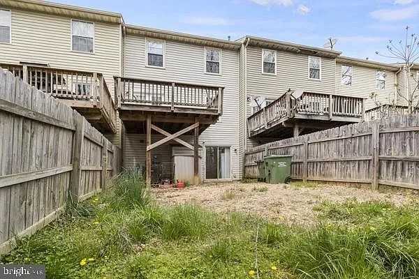 209 Clint Ln - Photo 2 of 8