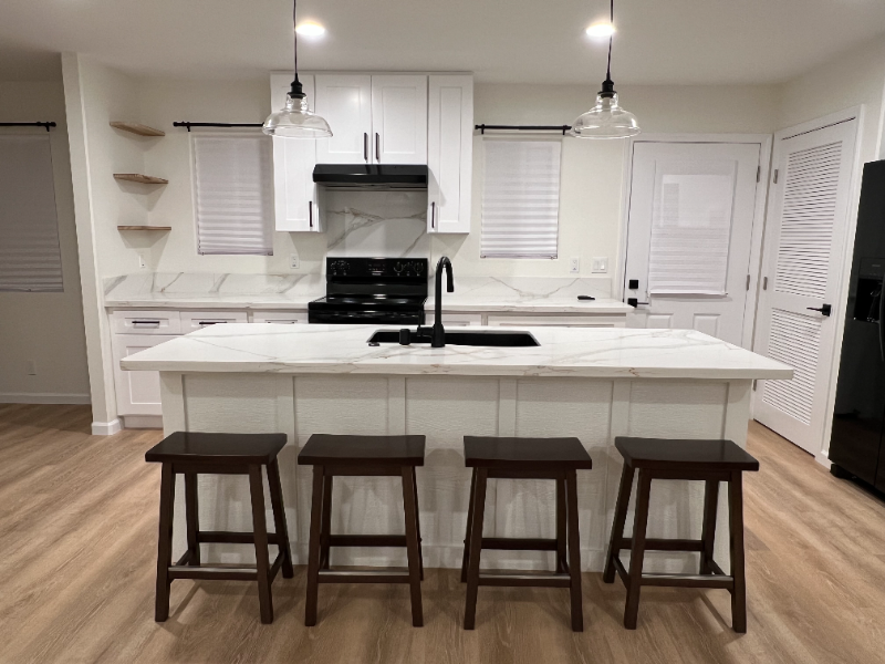 01 Liona St - Photo 2 of 41