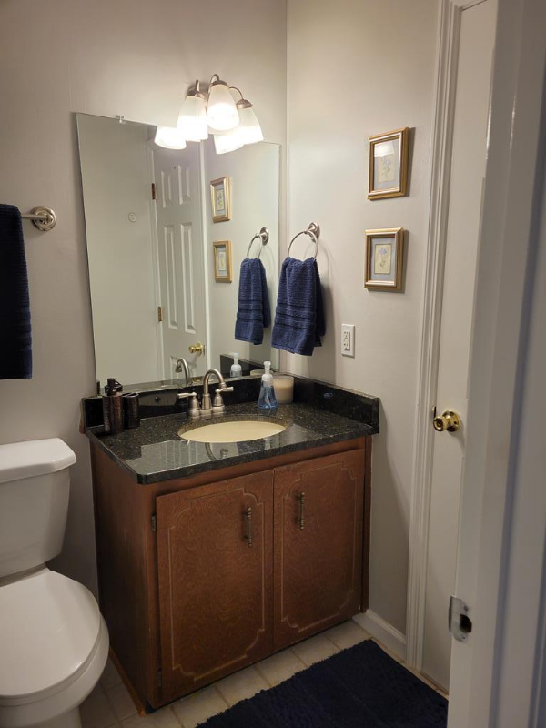 126 Park Ave Se #A - Photo 3 of 9