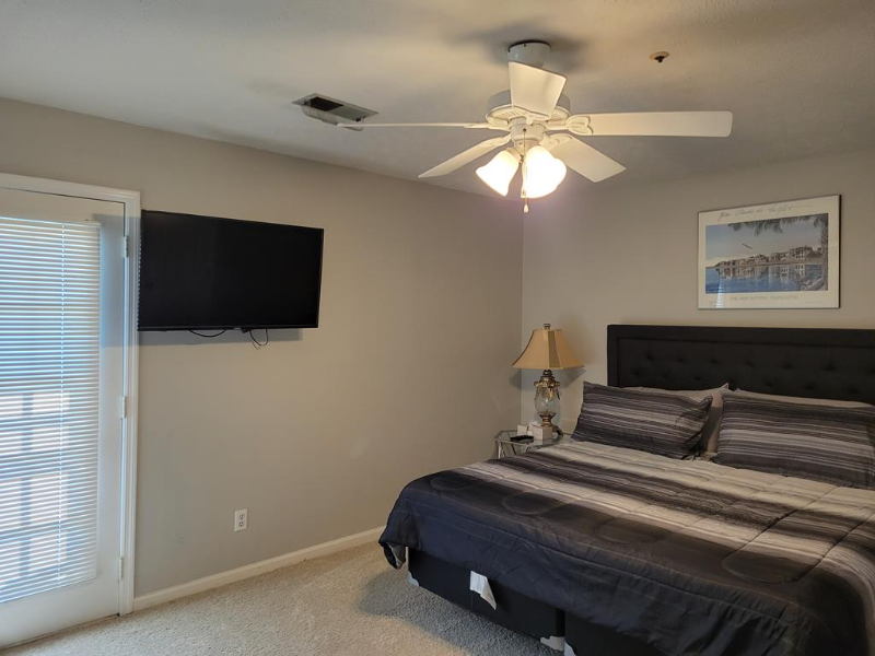 126 Park Ave Se #A - Photo 5 of 9