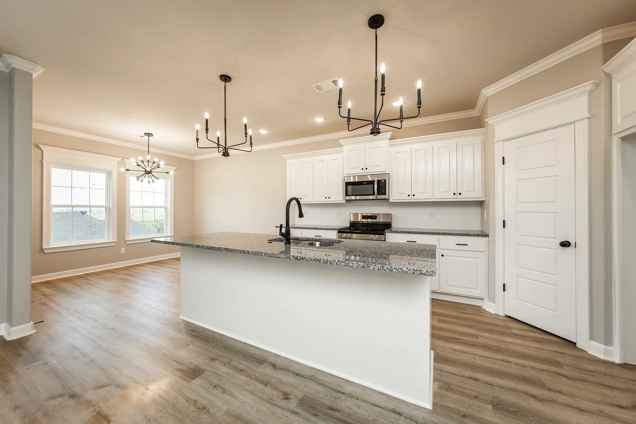 1901 Tapped Maple Dr - Photo 3 of 19