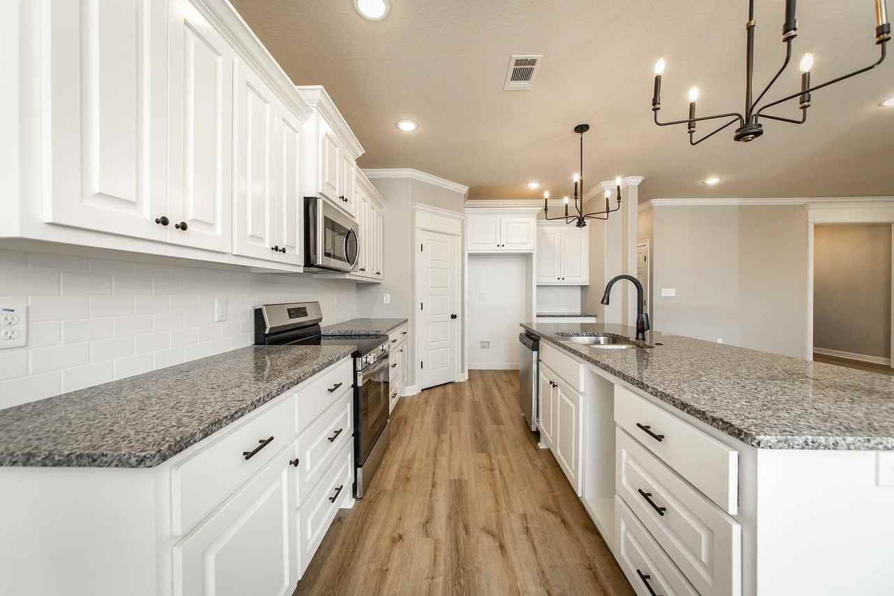 1901 Tapped Maple Dr - Photo 4 of 19