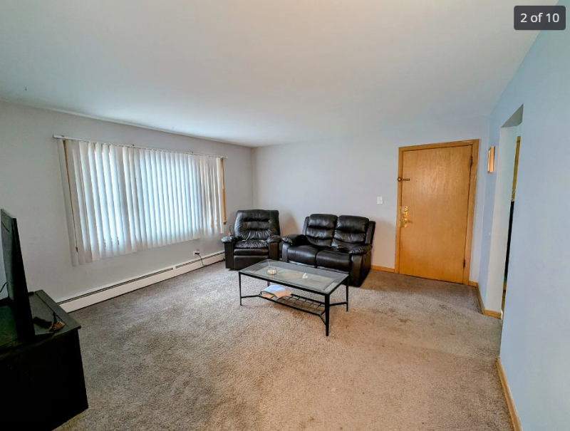 7228 38th Pl #2S - Photo 2 of 9