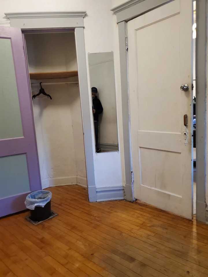 1440 W Winnemac Ave #2 - Photo 7 of 10