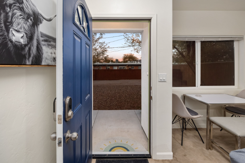 1905 E 9th St #2 - Photo 4 of 12