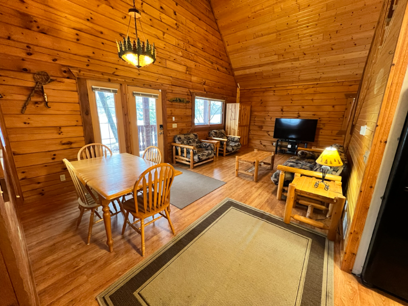 207 Blossom Dr - Photo 5 of 20