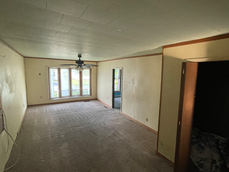 916 Forsythe St - Photo 7 of 7